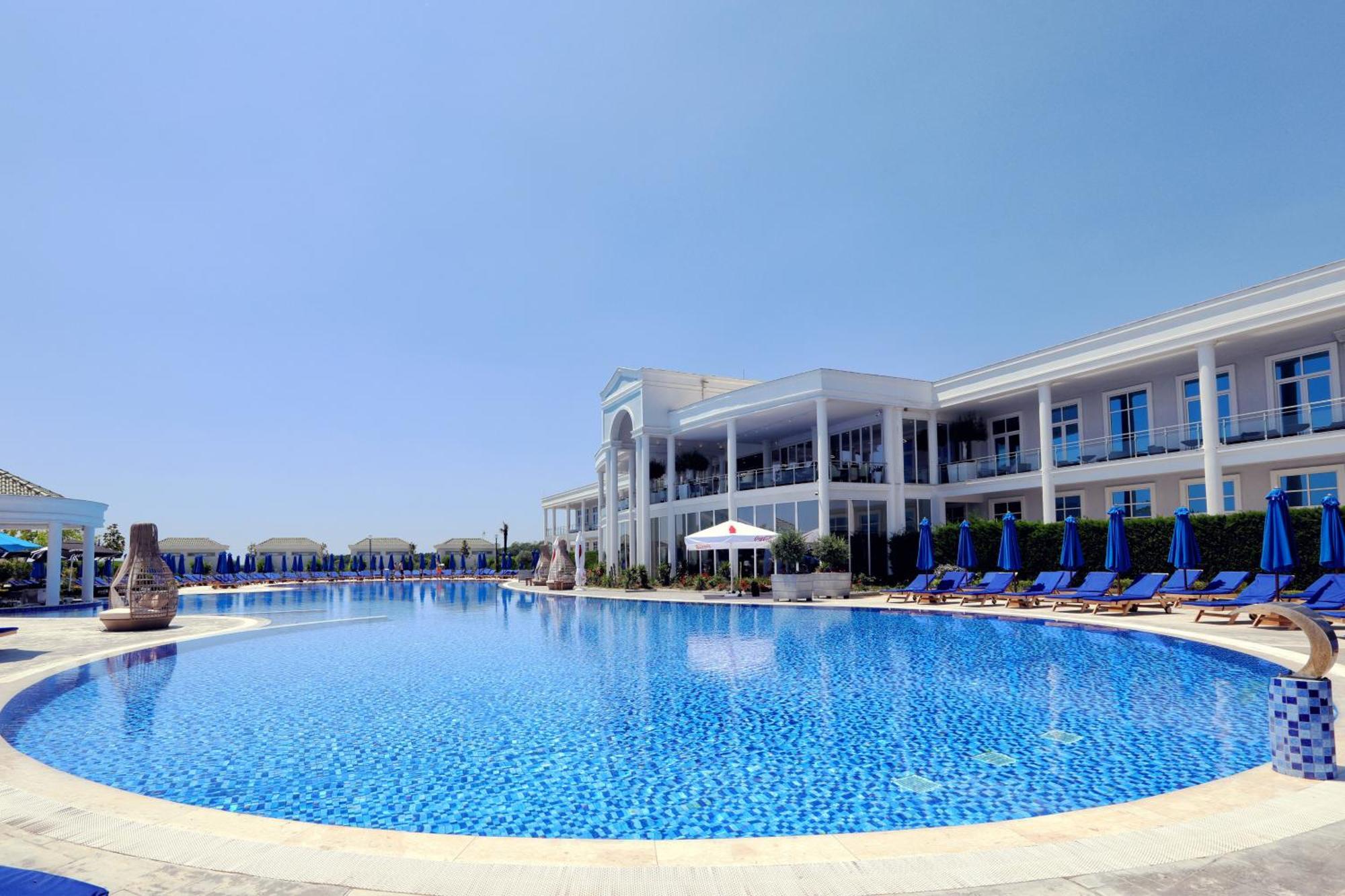 Velipoja Grand Europa Resort, Affiliated By Melia Bagian luar foto