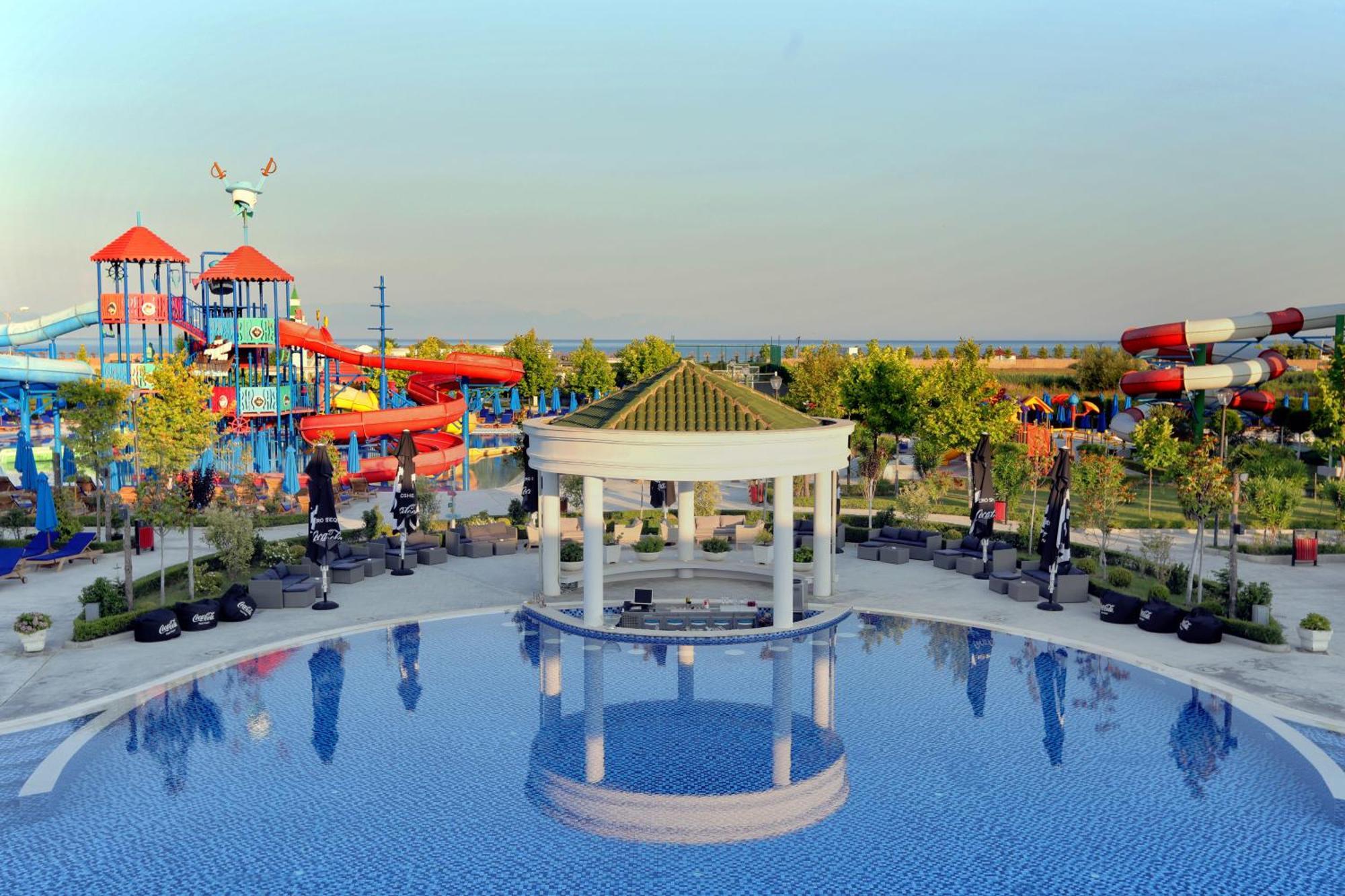 Velipoja Grand Europa Resort, Affiliated By Melia Bagian luar foto